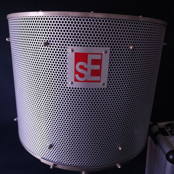 sE Electronics Reflexion Filter PRO Vocal Booth Sound Damper w/ Rode Mic NT2 - Picture 16 of 16